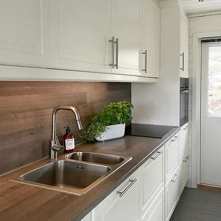 Cozy With Sea View And Two Terraces Hébergement de vacances