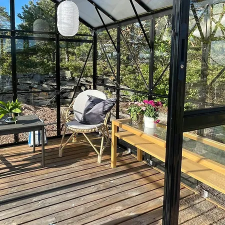 Cozy With Sea View And Two Terraces * Tjome